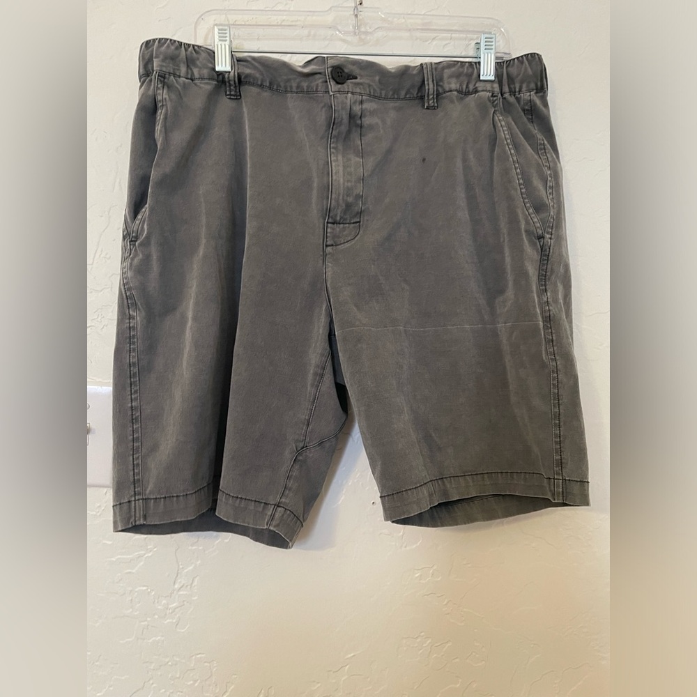 RVCA Men’s Coastal Rinsed Hybrid Shorts. Grey. 36. EUC.